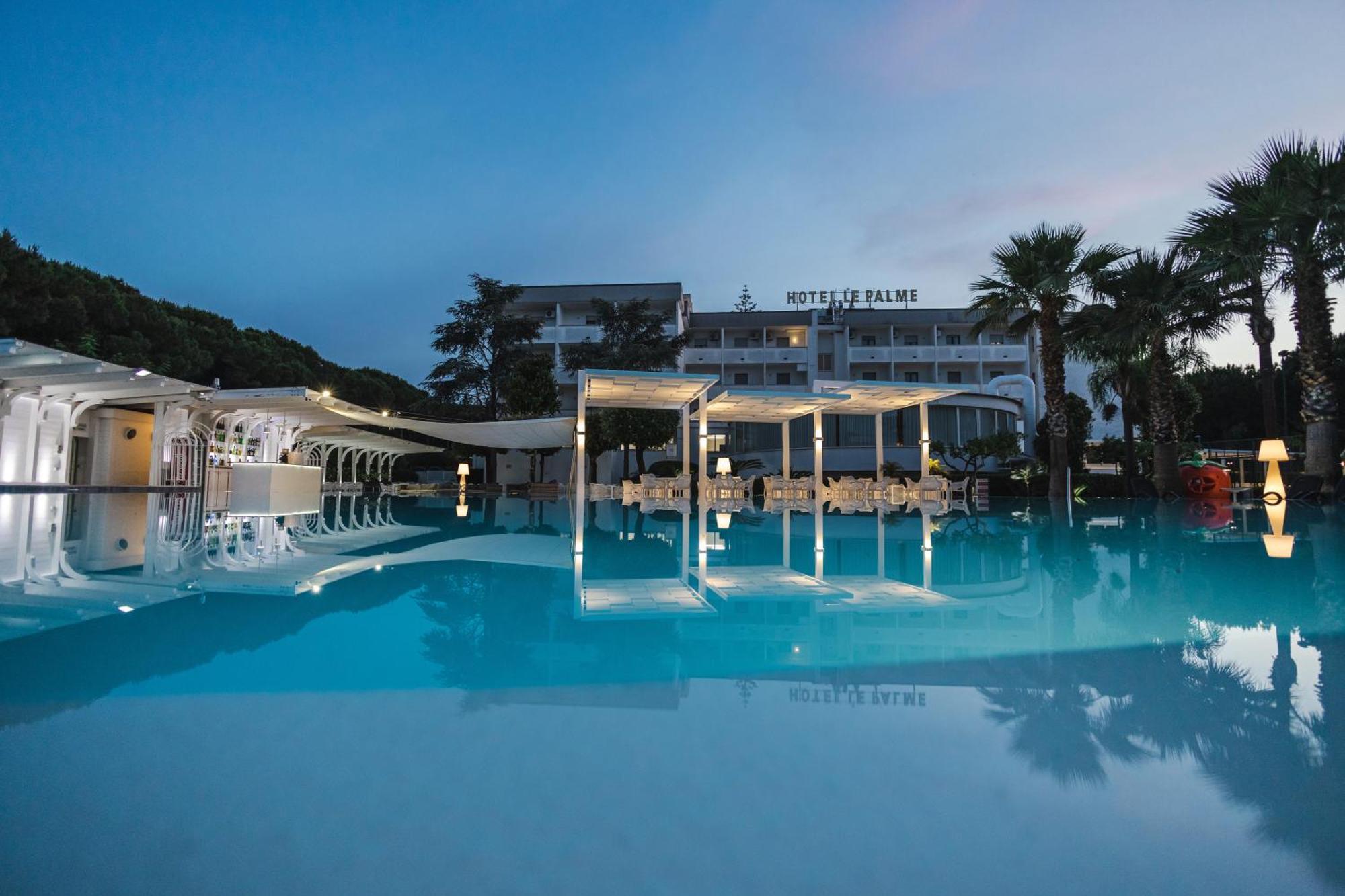 Hotel Le Palme Paestum Esterno foto