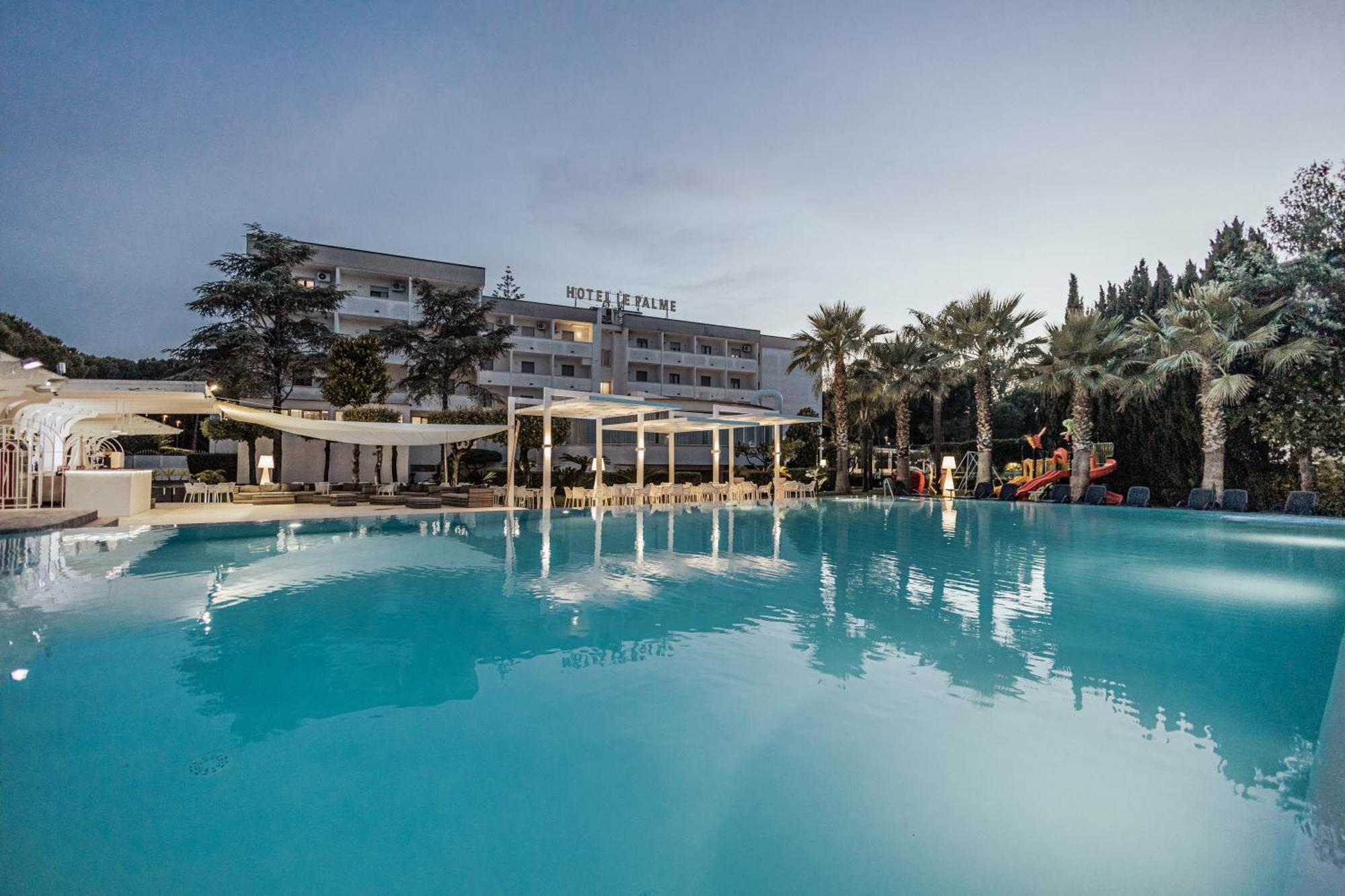 Hotel Le Palme Paestum Esterno foto