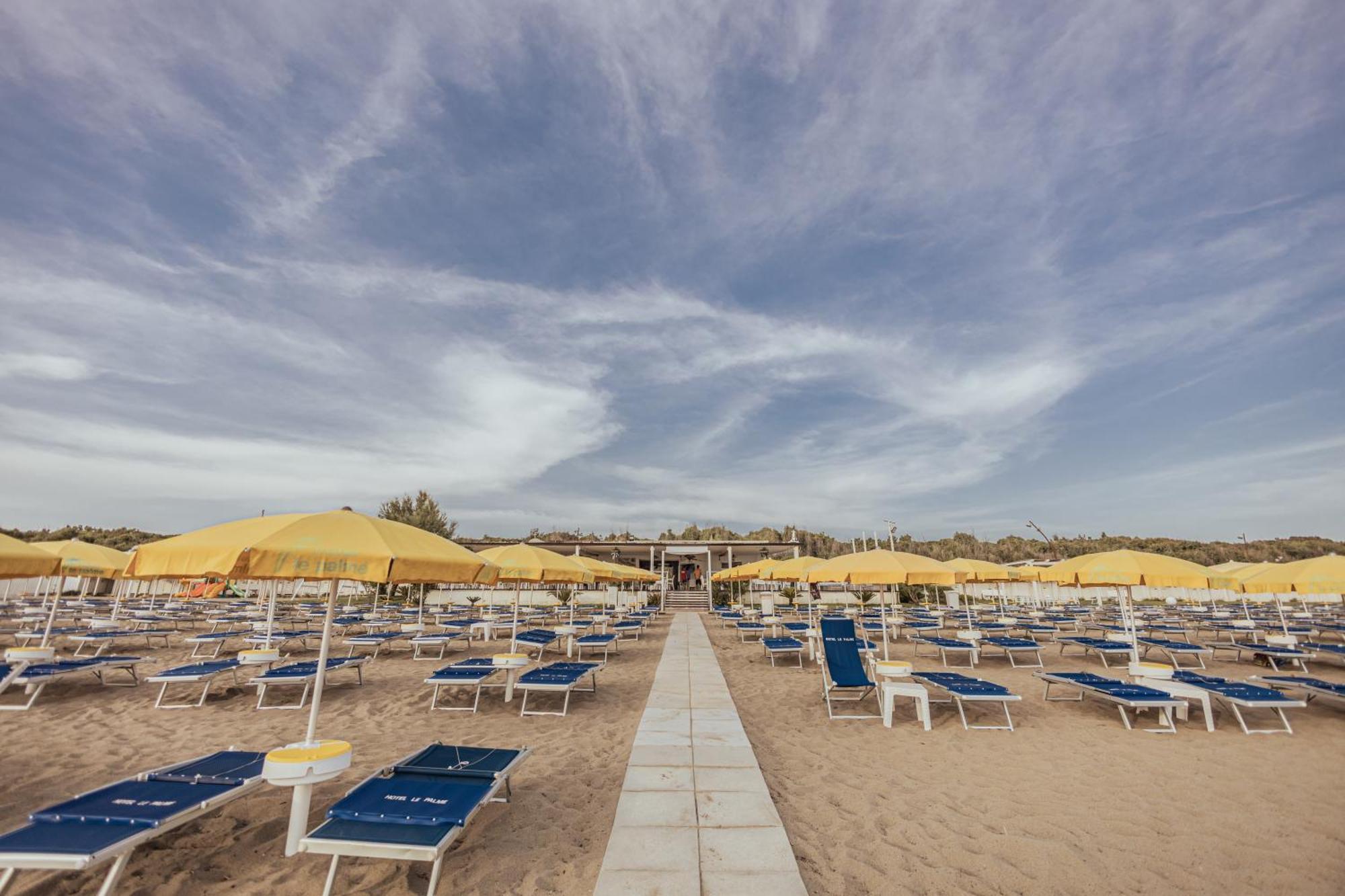 Hotel Le Palme Paestum Esterno foto