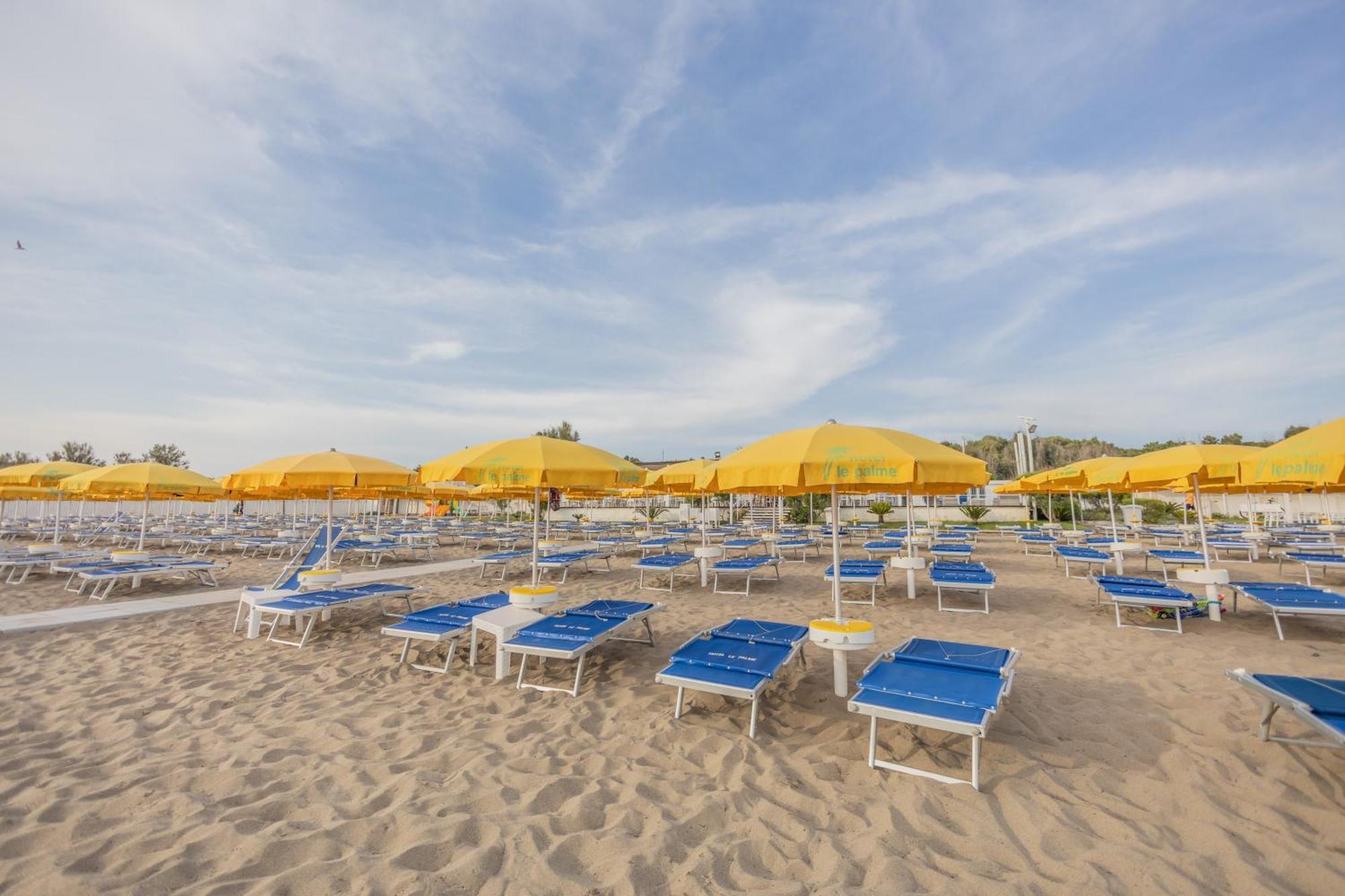 Hotel Le Palme Paestum Esterno foto